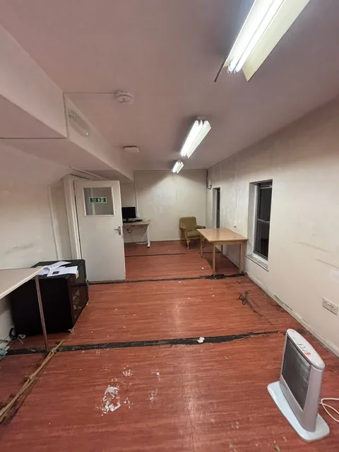 Asbestos artex removal from plasterboard walls in Clapton