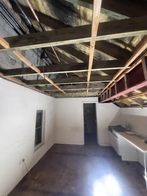 Controlled artex plasterboard strip-out in Clapton